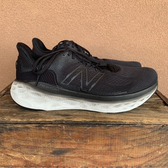 New Balance Fresh Foam v3 Black Magnet Running Shoe - Picture 1 of 8